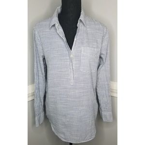 Gap blue and white striped shirt